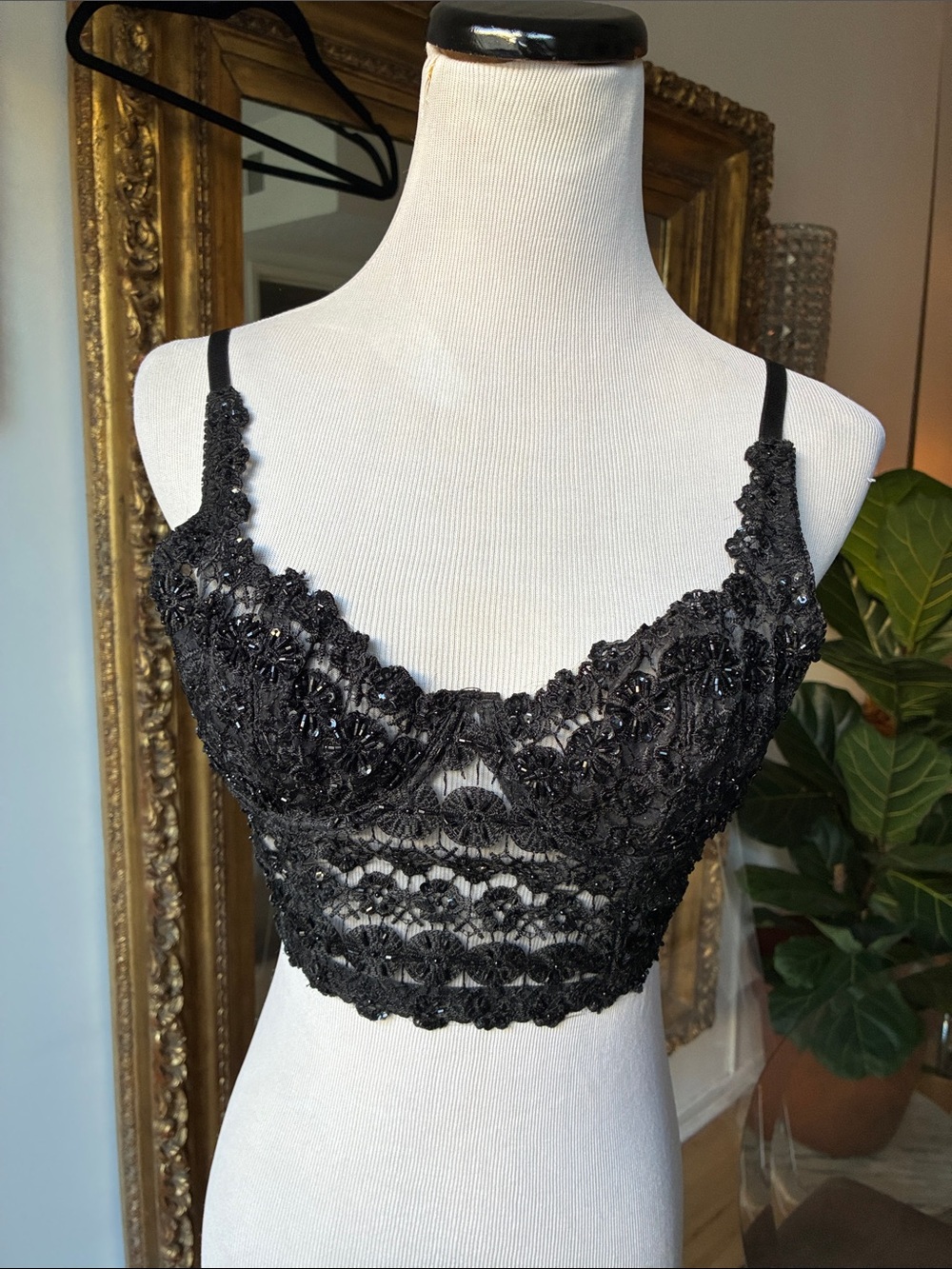 Forever 21 Black Lace Bralette Crop Top - Women's Intimates size small